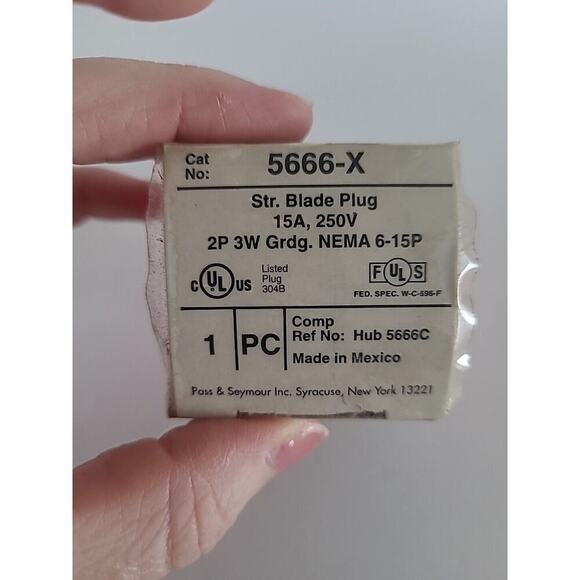 Pass & Seymour 5666-X Str. Blade Plug 15 Amp / 250 Volt Used - Picture 3 of 7